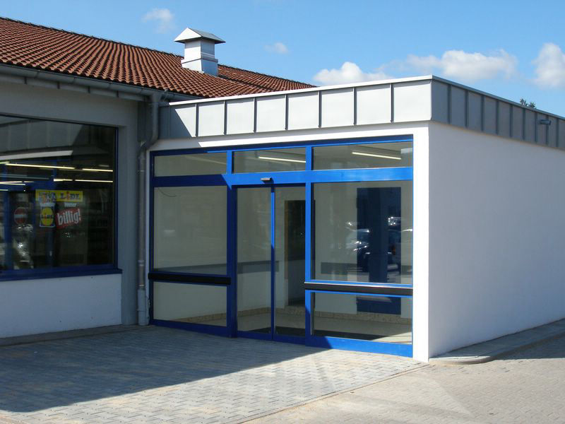 50 Pfandanbauten für bestehende Discountmärkte